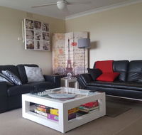 Gateway to the Surf Coast and Geelong - Sydney 4u