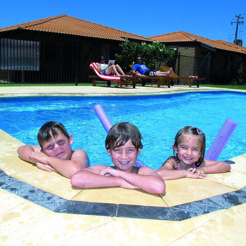 Geraldton's Ocean West Holiday Units & Short Stay Accommodation - Accommodation Sydney 3