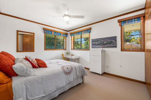 Getaway Haven In The Noosa Surrounds - Sydney 4u 1