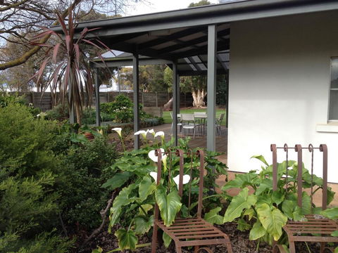 Girraween House - Sydney 4u 1
