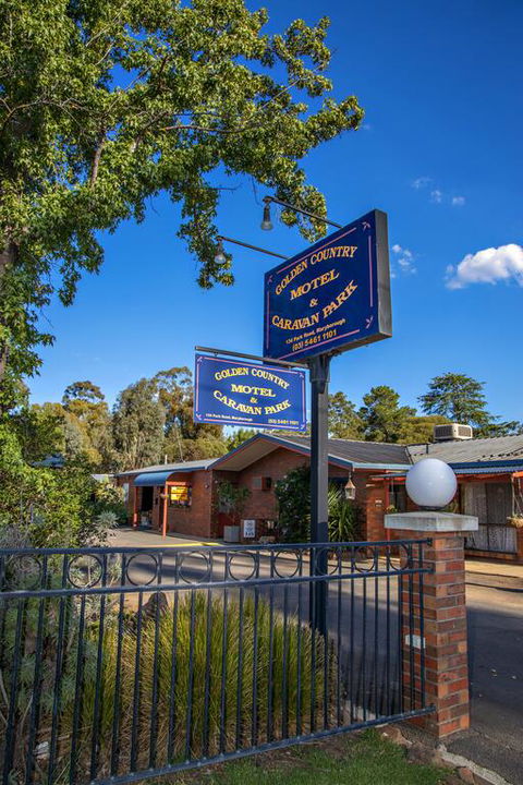 Golden Country Motel And Caravan Park - Sydney 4u 3