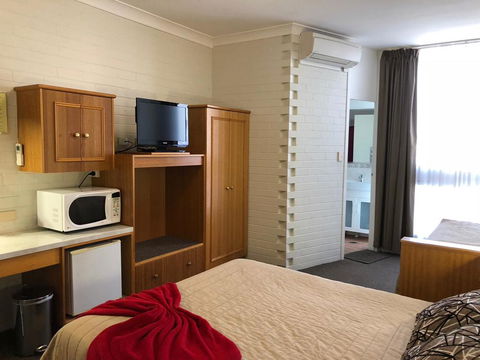 Goulburn Motor Inn - Sydney 4u 1