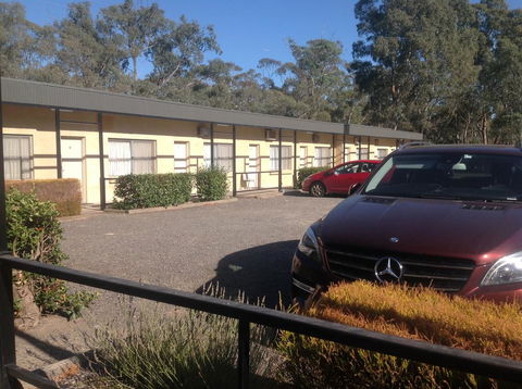 Grampians Motel /Hotel - Sydney 4u 1