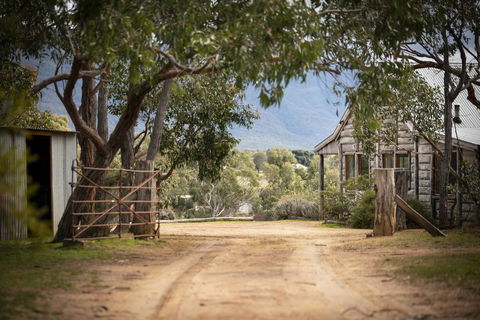 Grampians Pioneer Cottages - Sydney 4u 2