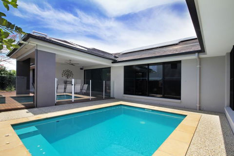 Grand Parade - Sydney 4u 0