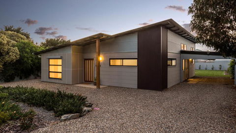 Great Ness Beachhouse - WiFi - Pet-Friendly - Sydney 4u 0