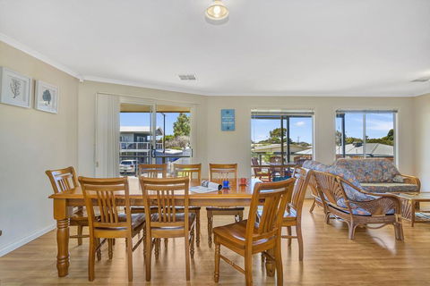 Green Reef Beach House - Sydney 4u 3