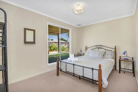 Green Reef Beach House - Sydney 4u 1