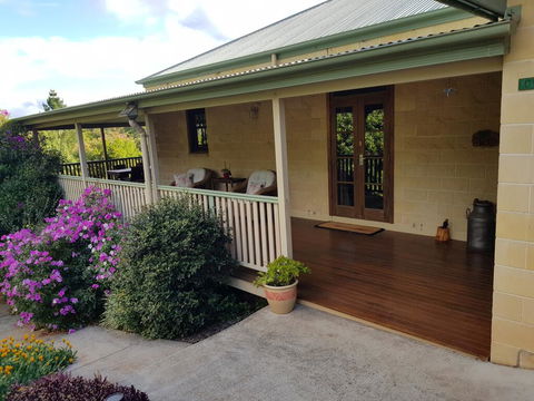 Gumtree House Montville - Sydney 4u 0