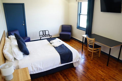 Gunnedah Hotel - Sydney 4u 1