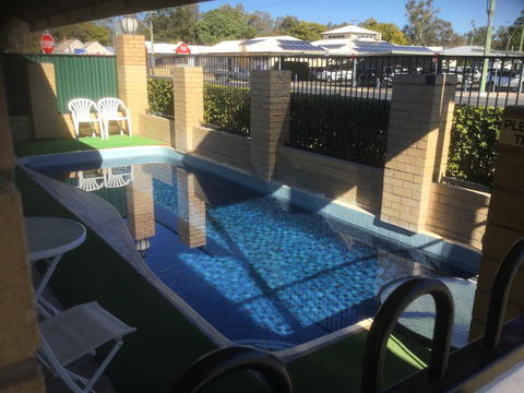 Gunsynd Motor Inn - Sydney 4u 3