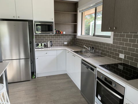 Gunsynd Studio Apartment - Sydney 4u 2
