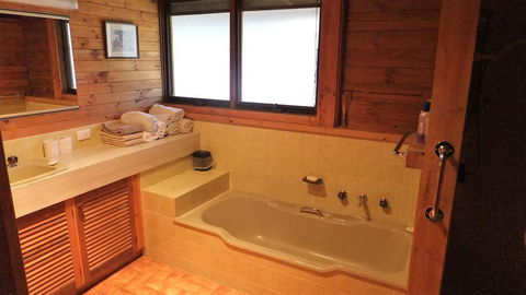 Gunyah Valley Retreat - Sydney 4u 2