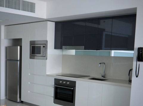 H Luxury Apartment At Surfers Paradise - Sydney 4u 1