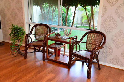 Halen's Hourse - Sydney Resort 1