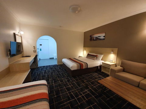 Hamilton's Queanbeyan Motel - Sydney 4u 2