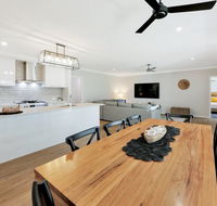 Hamptons  the Point - Sydney 4u