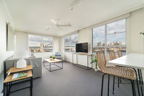 Harbourside #49 - Sydney 4u 0