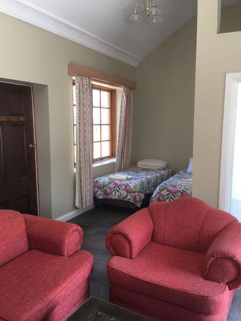 Hatchers Richmond Manor - Sydney 4u 3