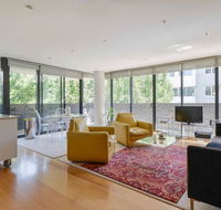 HAZEL Chapel St Socialite. Pool Spa  Gym - Sydney 4u