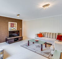 Hear the waves at Anna Bay - Sydney 4u