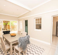Heritage Bowen Terrace 3 Bed 2 Bath - Walk to CBD - Sydney 4u