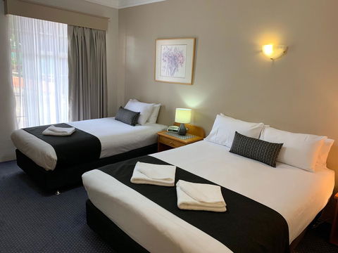 Heritage Motor Inn Goulburn - Sydney 4u 1