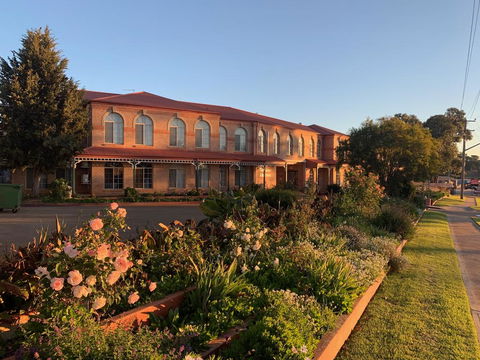 Heritage Motor Inn Goulburn - Sydney 4u 0