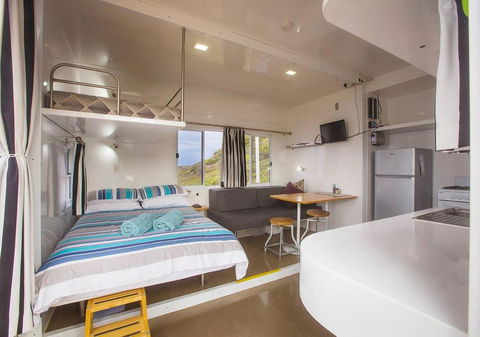 Hillocks Drive - Sydney 4u 1