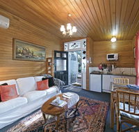 Hillside Country Retreat - Sydney 4u