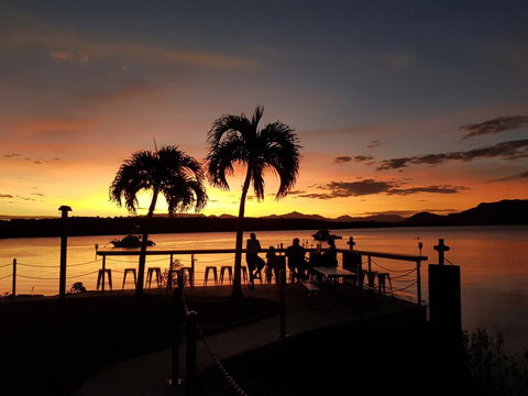 Hinchinbrook Marine Cove Resort - Sydney 4u 1