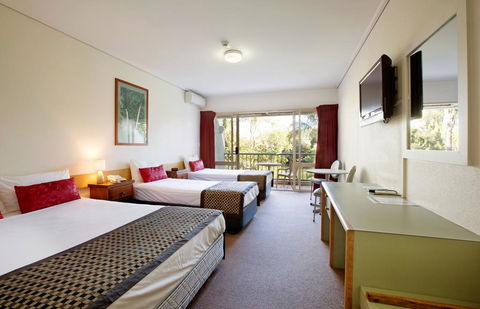 Hinterland Hotel Nerang - Sydney 4u 3