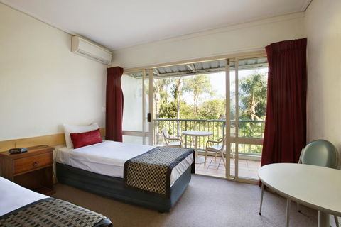 Hinterland Hotel Nerang - Sydney 4u 2