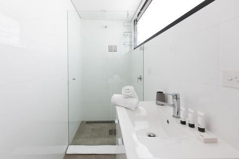 Hip One-bedroom House In Inner Sydney - Sydney 4u 2