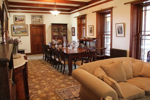 Historic Merryville Homestead - Sydney 4u 2