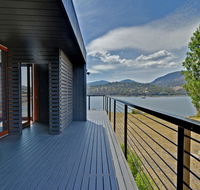 Hobart Waterfront Luxury Retreat - Sydney 4u