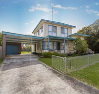 HOLIDAY ON NAUTILUS INVERLOCH - Sydney 4u