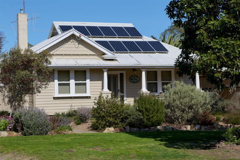 Holistic Haven - Accommodation Sydney 0