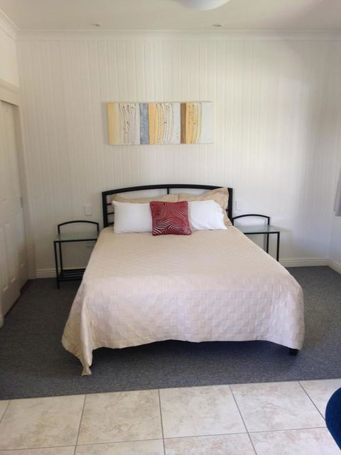 Horsepower Cabins - Sydney 4u 3