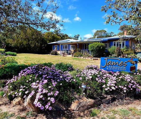 James Farmhouse - Accommodation Sydney 3