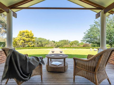 Jaspers Brush - Tranquil Gardens & Stunning Views - Sydney 4u 0