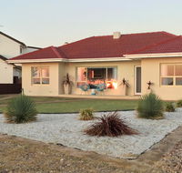 Jewel of the South Beachside Holiday Rental - Sydney 4u