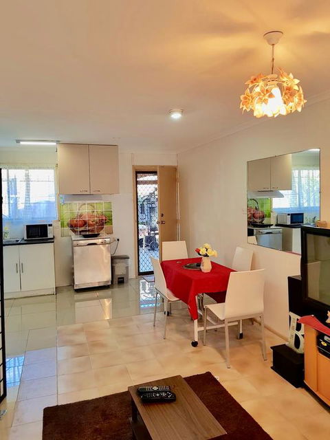 JJJGM PLACE @ ALEX HILLS - Sydney 4u 3