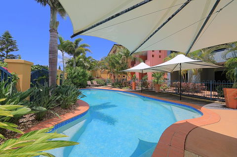 Kacy's Bargara Beach Motel - Sydney 4u 2