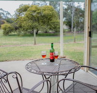 Karinya Cottage - Pet friendly country retreat - Sydney 4u