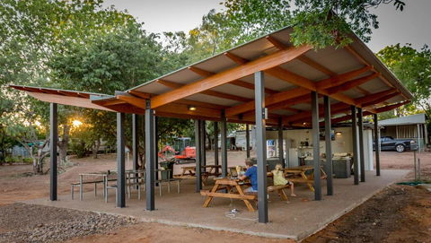 Kimberleyland Waterfront Holiday Park - Sydney 4u 1