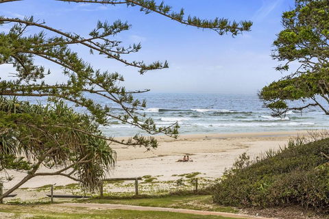 KINGSCLIFF NOR NOR EAST 101 ON MARINE PARADE - Accommodation Sydney 0