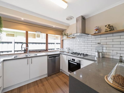 KO's Hideaway - Accommodation Sydney 0