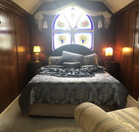 Krinklewood Cottage  Train Carriages - Accommodation Sydney