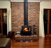 La Sila Homestead on Marrowbone - cutest cottage in the Hunter with killer views - Accommodation Sydney